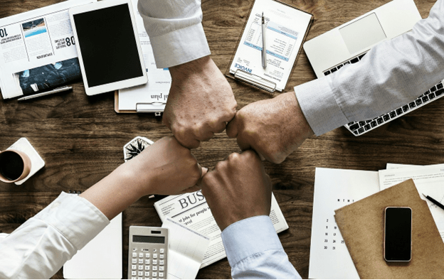 A knowledge base can be a valuable tool for supporting cross-functional collaboration. 